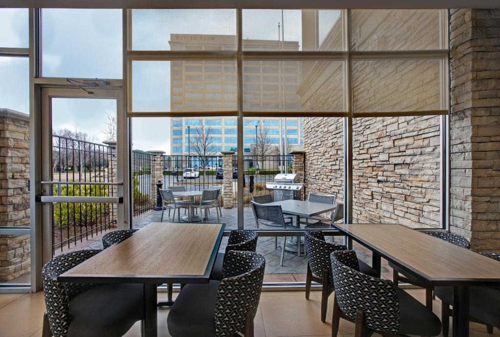 Hyatt Place Jackson Ridgeland image 21